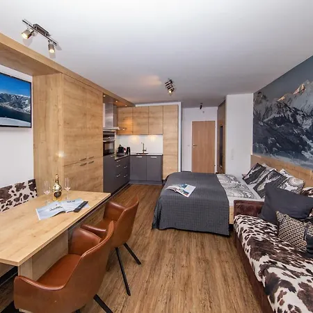 דירה Charly קפרון